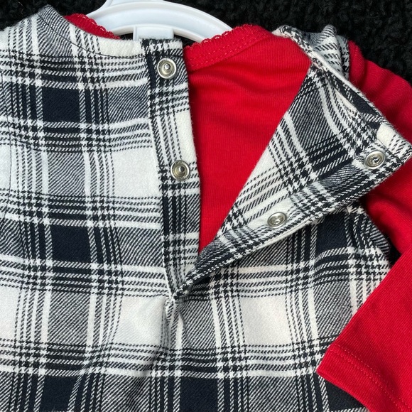 NEW Carters Baby Girl Dress ~ size 3 months
Black & white plaid Pattern - Picture 6 of 8